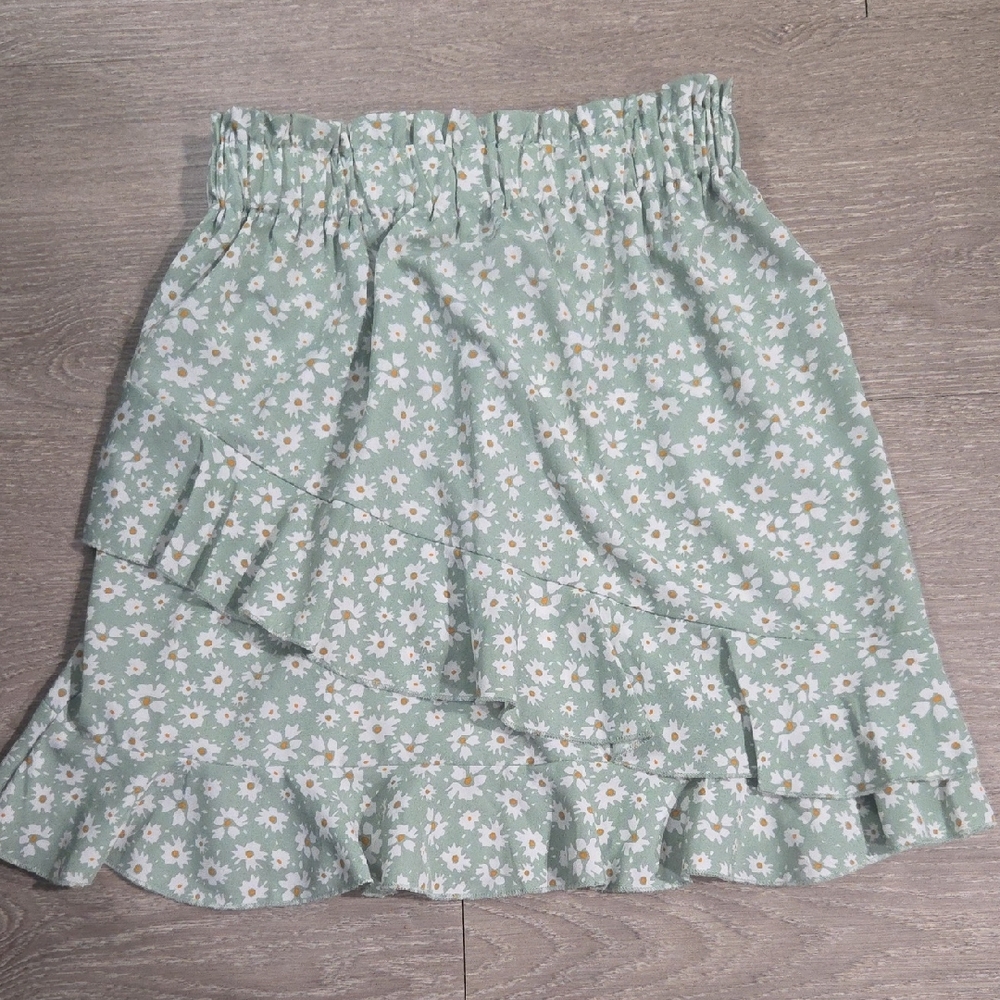 SHEIN Asymmetrical Floral Skirt in Mint Green